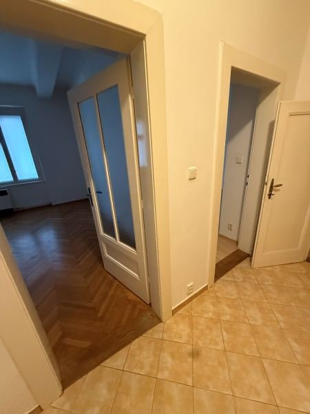 Byt č. 02 — před — 7