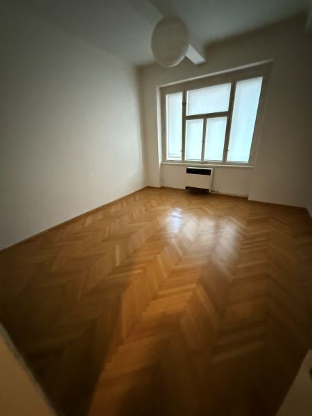 Byt č. 02 — před — 9
